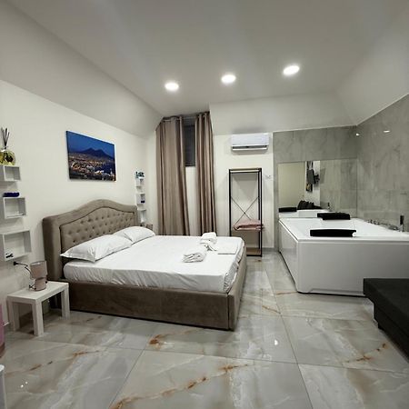 Caracciolo Suites 36 Неаполь Экстерьер фото